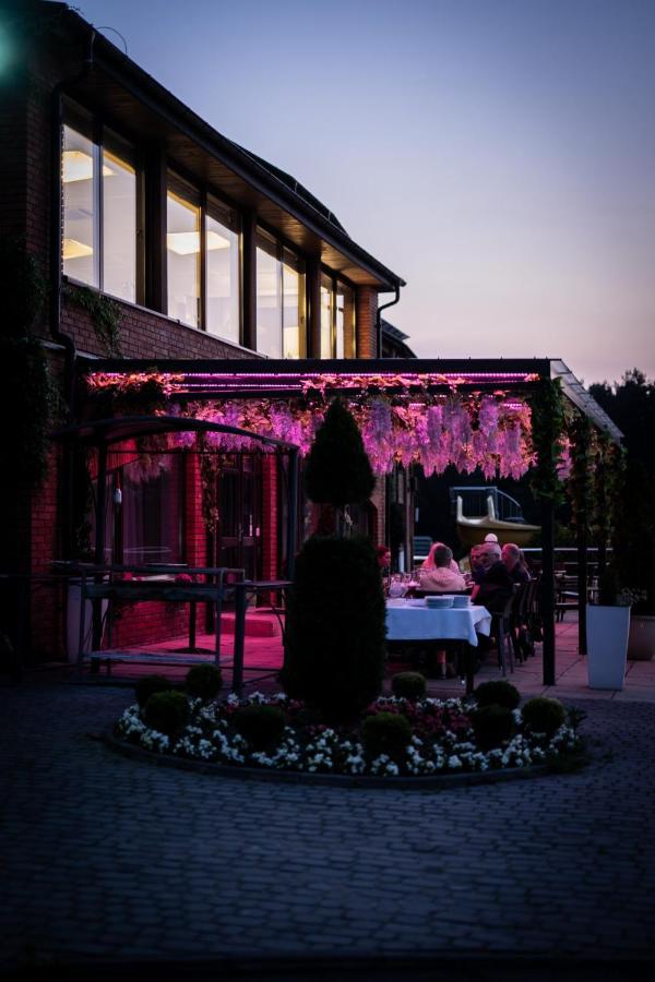 Hotel Duo Spa Janów Lubelski Kültér fotó