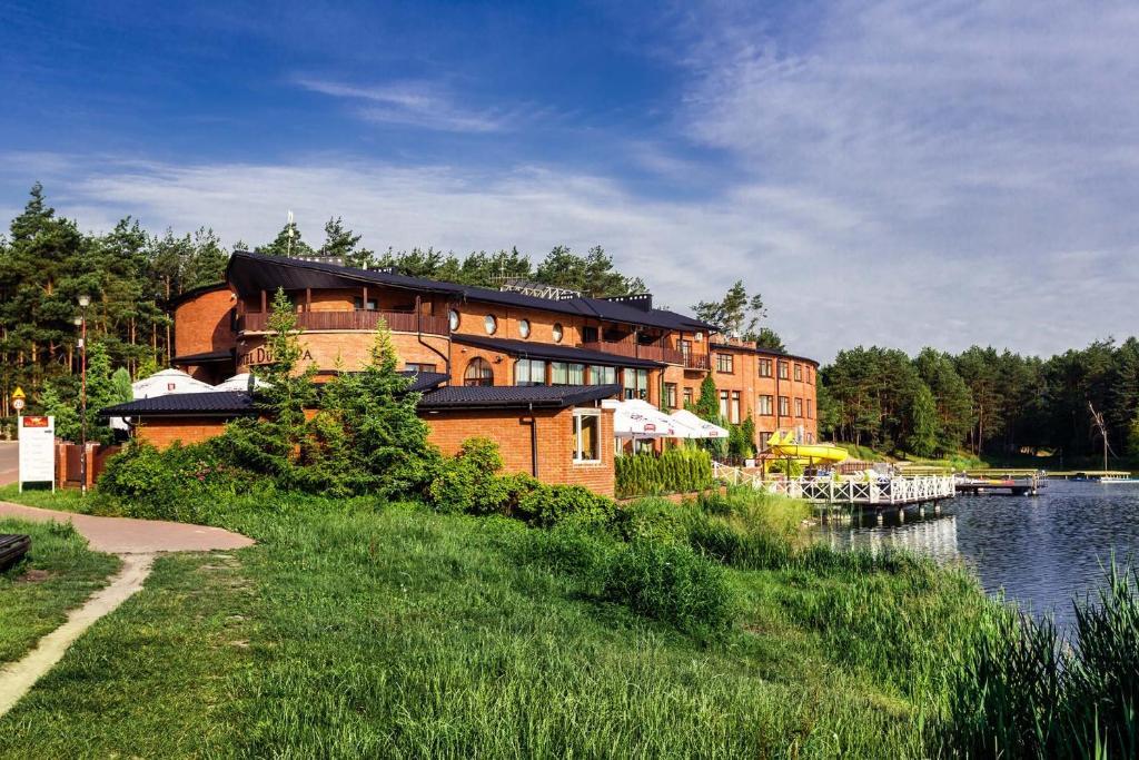 Hotel Duo Spa Janów Lubelski Kültér fotó